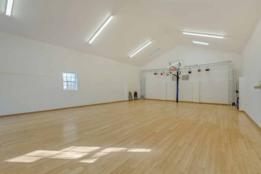 More Photos Of , Marietta Unknown For Sale