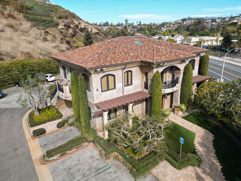 Primary Photo Of 2753 Camino Capistrano, San Clemente Loft Creative Space For Lease