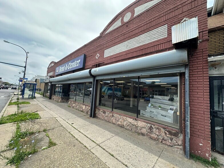 More Photos Of 3146-3148 Bailey Ave, Buffalo Storefront For Sale