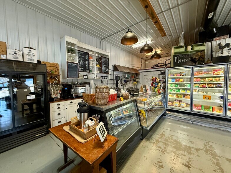 More Photos Of 203 W 5th St, Blue Rapids Service For Sale