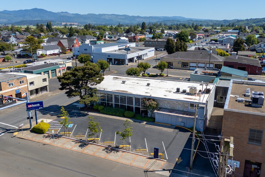 More Photos Of 408 Main Ave, Tillamook Bank For Sale