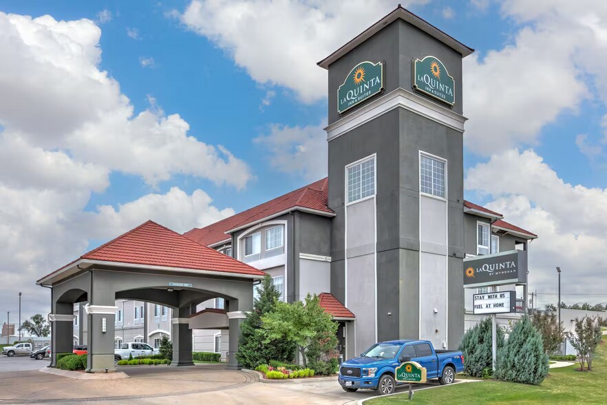 Primary Photo Of 23 N 67th East Ave, Tulsa Hotel For Sale