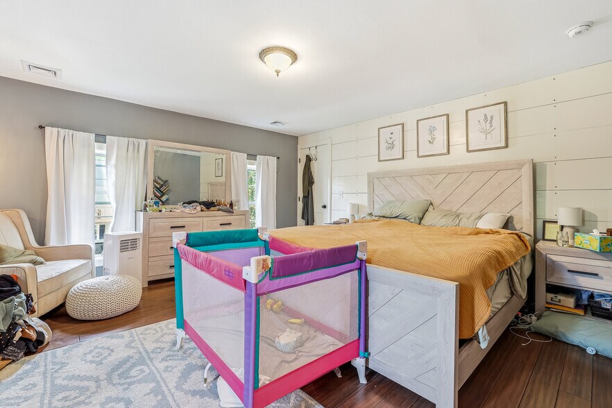 More Photos Of 1 Old Manchester Rd, Raymond Multifamily For Sale