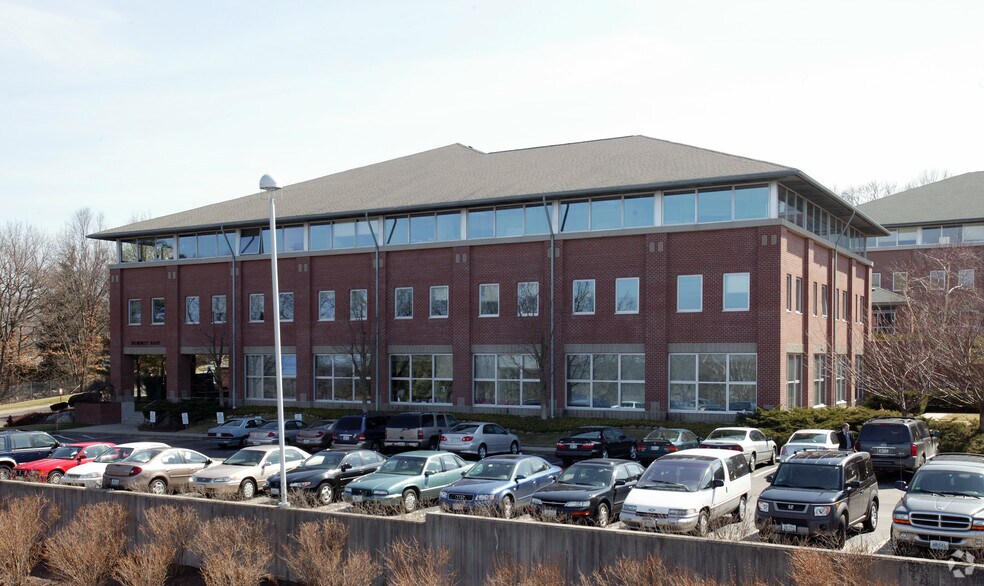 More Photos Of 300 Centerville Rd, Warwick Medical For Lease