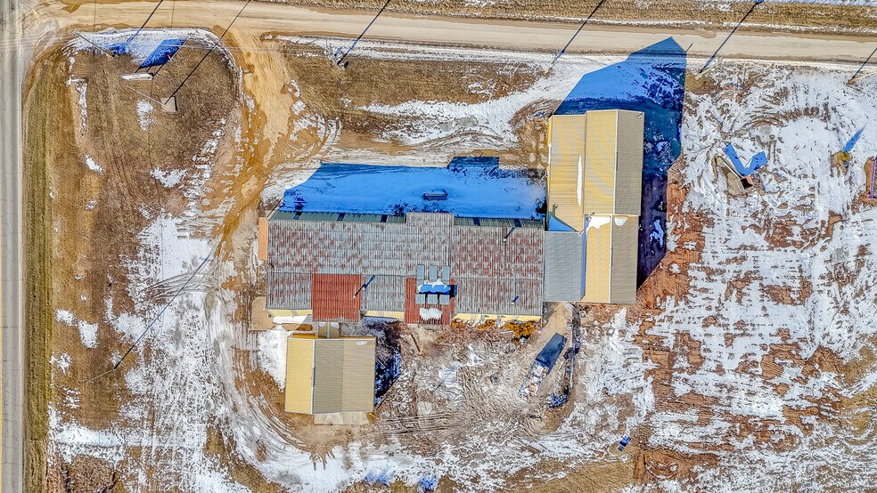 More Photos Of 1292 SW 125th Rd, Holden Light Manufacturing For Sale