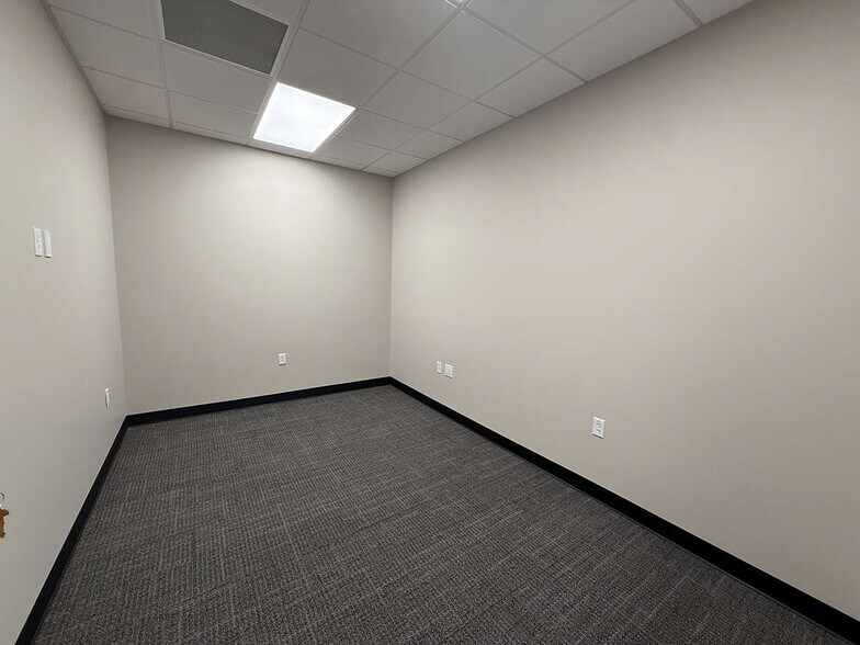 More Photos Of 2140 Enterprise St, Fremont Freestanding For Lease