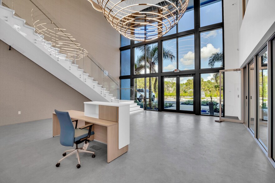 More Photos Of 3755 9th SW st, Vero Beach Office For Lease