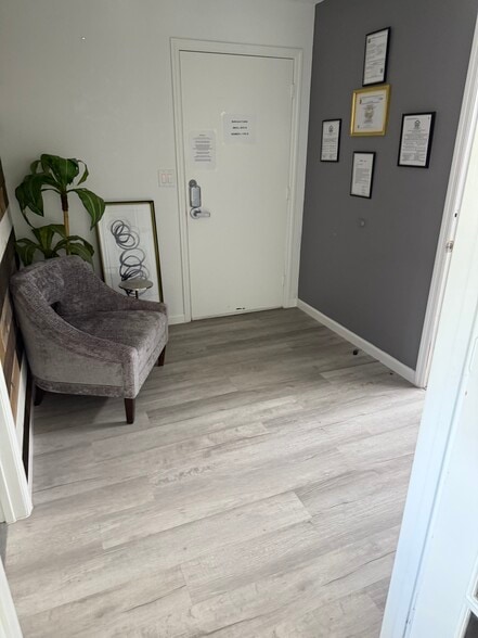 More Photos Of 1000 Emmett St, Kissimmee Medical For Lease