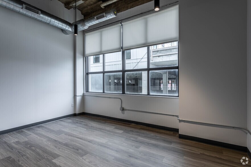 More Photos Of 366 E Broad St, Columbus Apartments For Lease