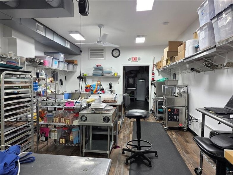 More Photos Of 122 S 2nd Ave, Elizabeth Storefront Retail Residential For Sale