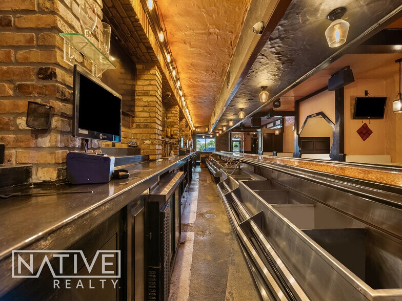 More Photos Of , Oakland Park General Retail For Sale