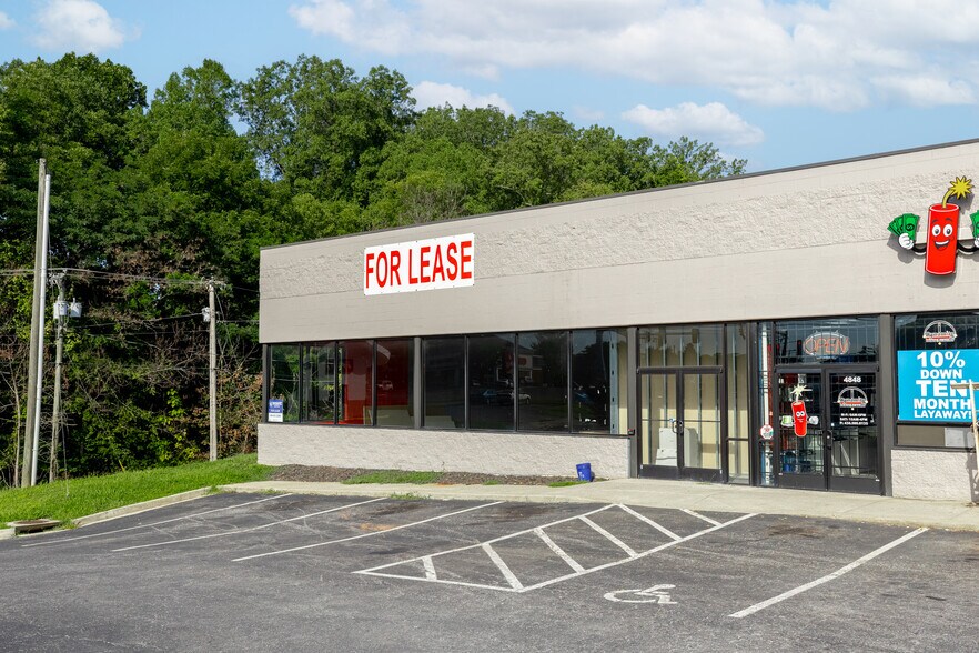 More Photos Of 4846 S Amherst Hwy, Madison Heights Unknown For Lease
