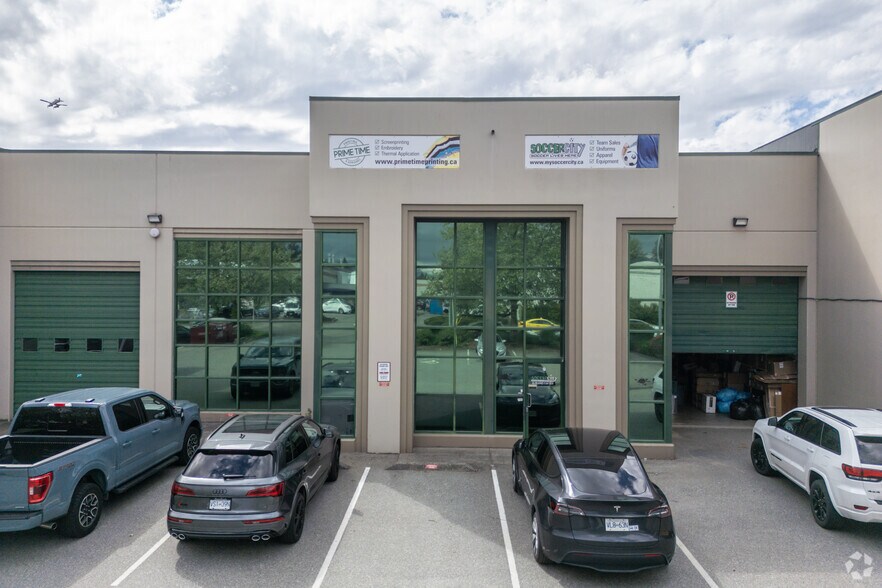 More Photos Of 2345 Windsor St, Abbotsford Warehouse For Lease