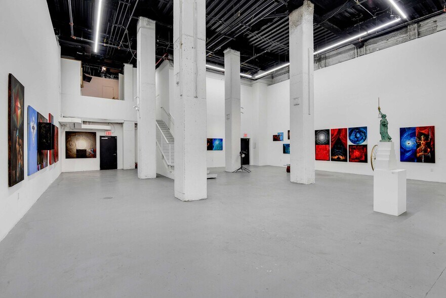 More Photos Of 221-225 W 17th St, New York Apartments For Sale