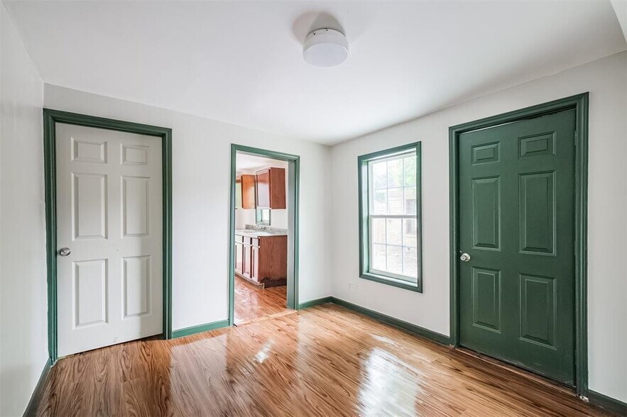 More Photos Of 3349 Anita St, Houston Specialty For Sale