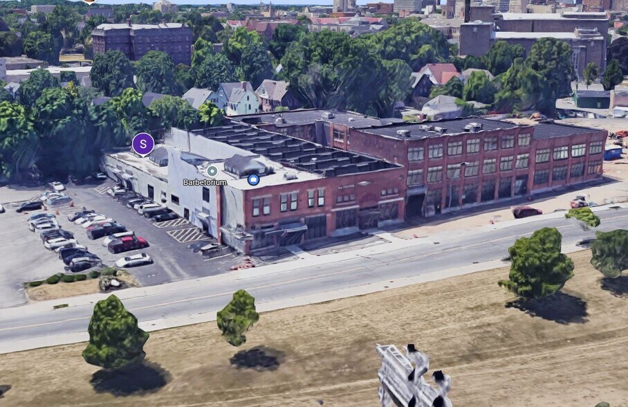 More Photos Of 25 Circle St, Rochester Office For Lease