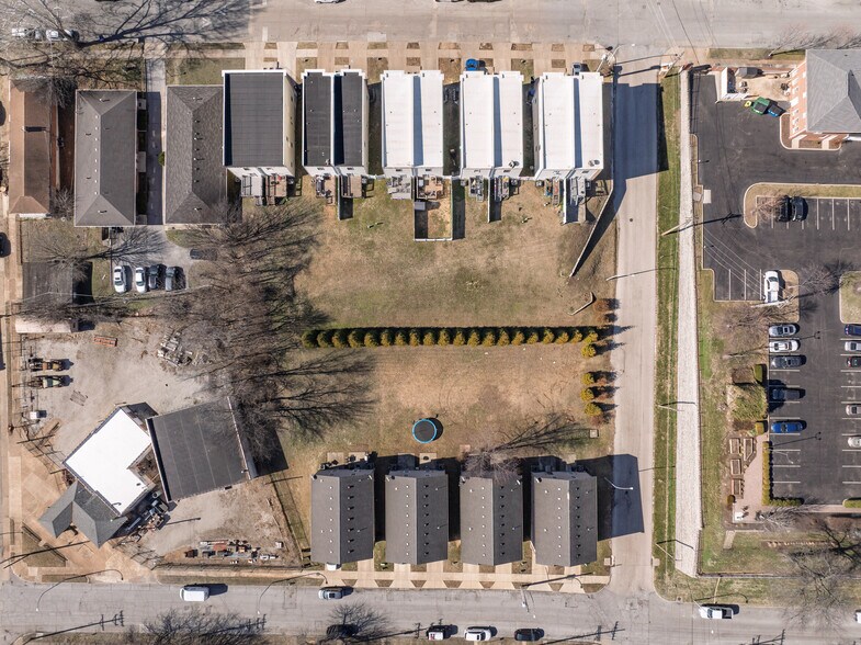 More Photos Of , Saint Louis Multifamily For Sale