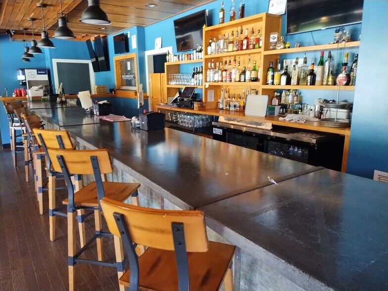 More Photos Of 600 W King St, Hillsborough Restaurant For Lease