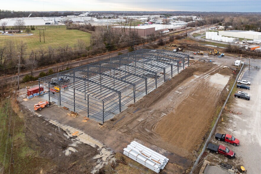More Photos Of 3125-3127 Cliff Dr, Arnold Warehouse For Lease