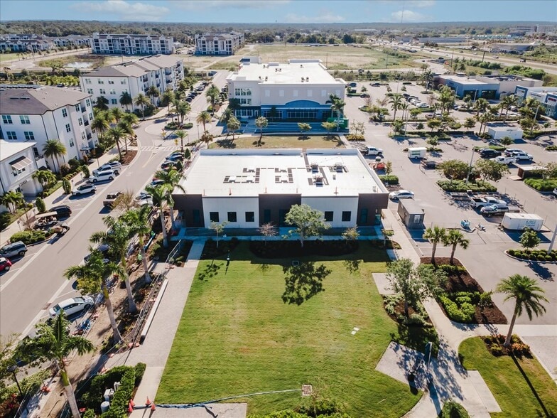 More Photos Of 6355 Initiative Blvd, Sarasota Storefront Retail Office For Lease