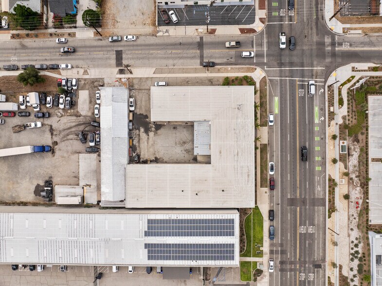 More Photos Of 491 W Rialto Ave, Rialto Manufacturing For Sale