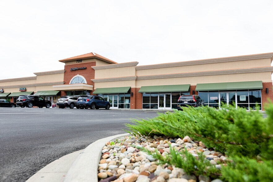 More Photos Of 200 Fort Pierpont Dr, Morgantown Unknown For Lease