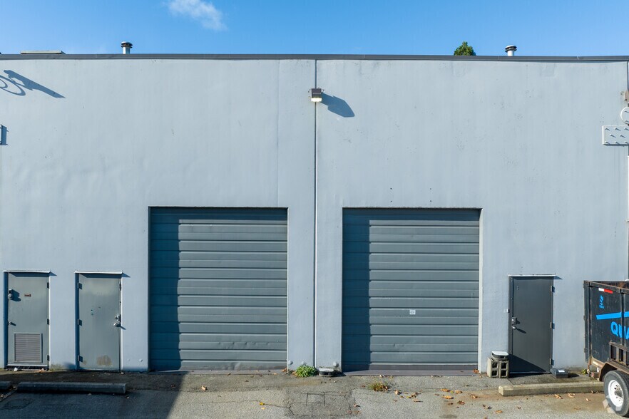 More Photos Of 51B-61a Fawcett Rd, Coquitlam Showroom For Lease