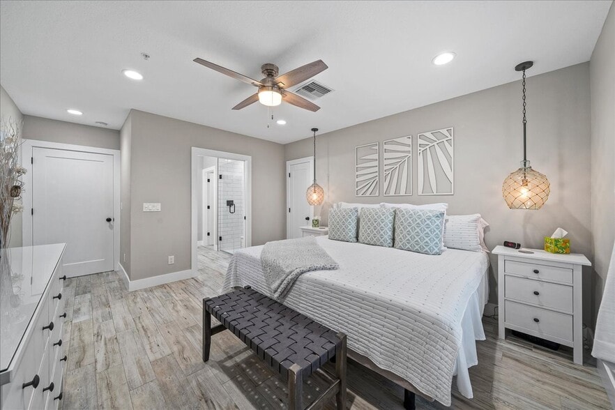 More Photos Of 2225 S Washington Ave, Titusville Office Residential For Sale