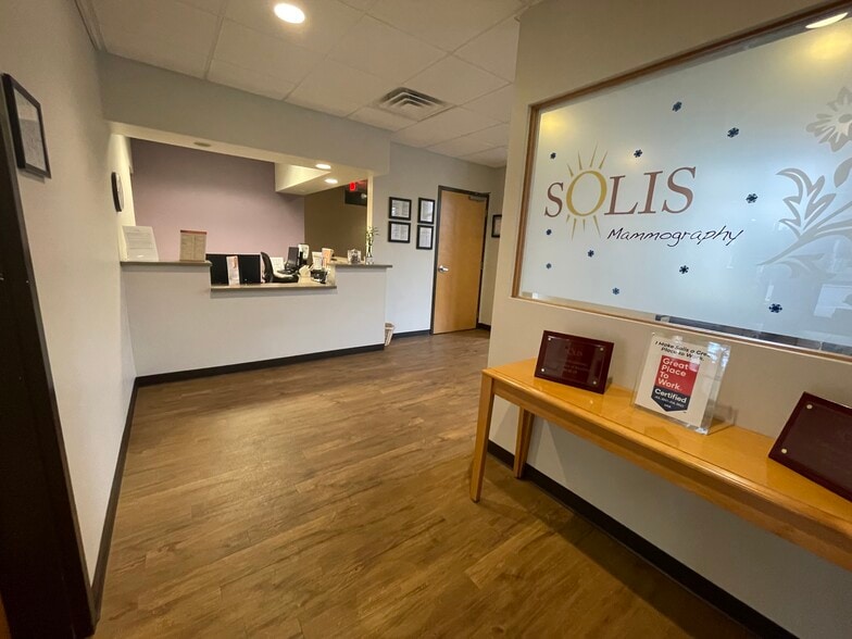 More Photos Of 5156 Blazer Pky, Dublin Medical For Lease