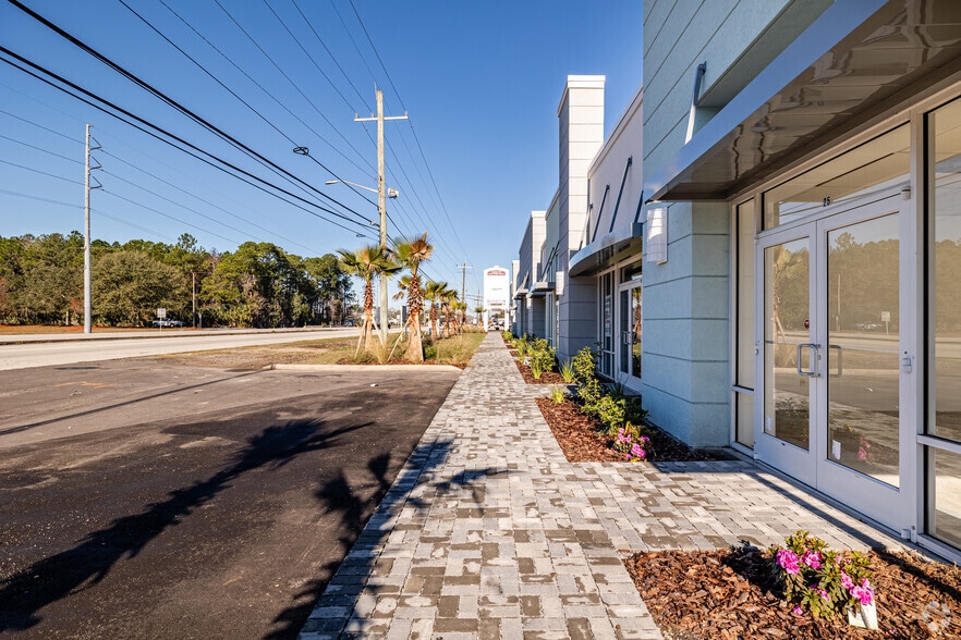 More Photos Of 7035 Philips Hwy, Jacksonville Unknown For Lease