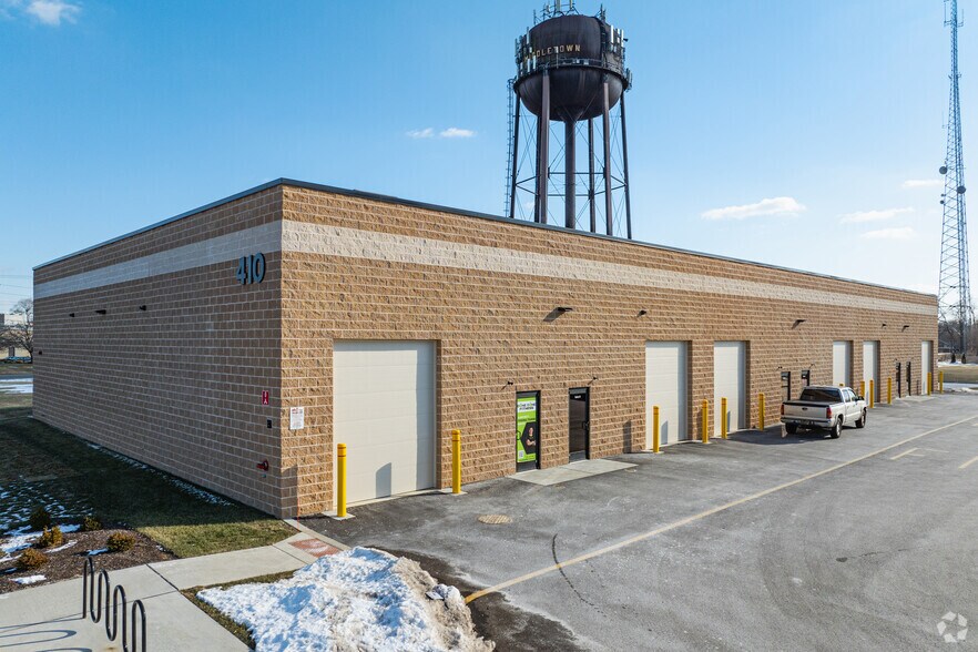 More Photos Of 410 Diamond State Blvd, Middletown Light Distribution For Lease