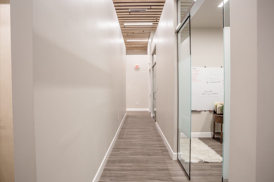 More Photos Of 1324 N Farrell Ct, Gilbert Warehouse For Sale