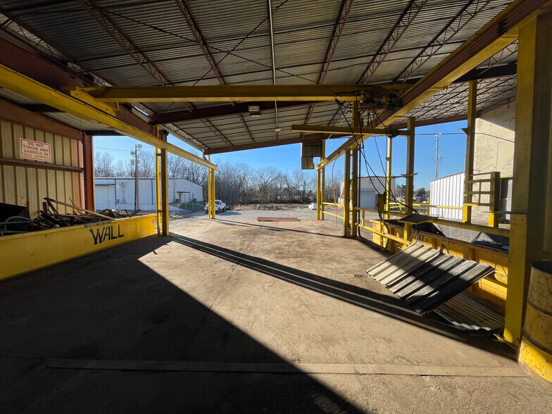 More Photos Of 2300 Old Durham Rd, Roxboro Warehouse For Lease