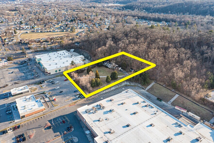 More Photos Of 2205 State St, New Albany Land For Sale