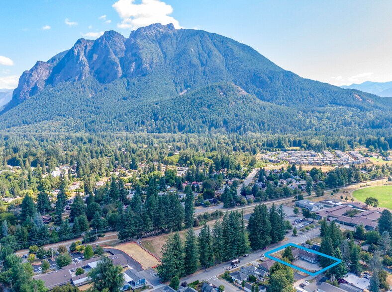 More Photos Of 349 E 3rd St, North Bend Office For Sale