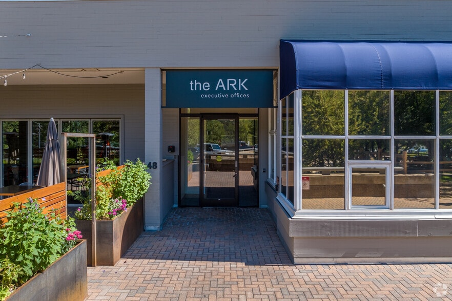 More Photos Of 48 E Beaver Creek Blvd, Avon Office For Lease