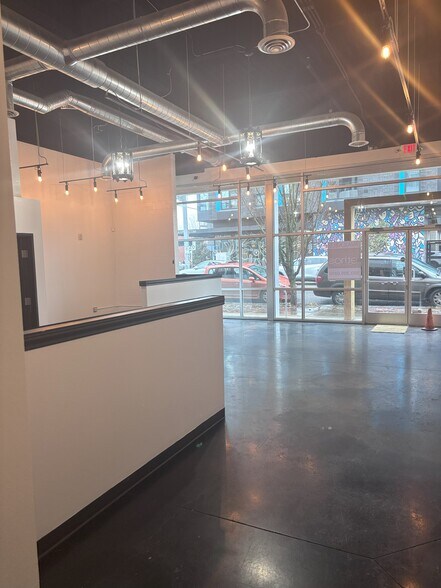 More Photos Of 10-12 NE Shaver St, Portland Apartments For Sale