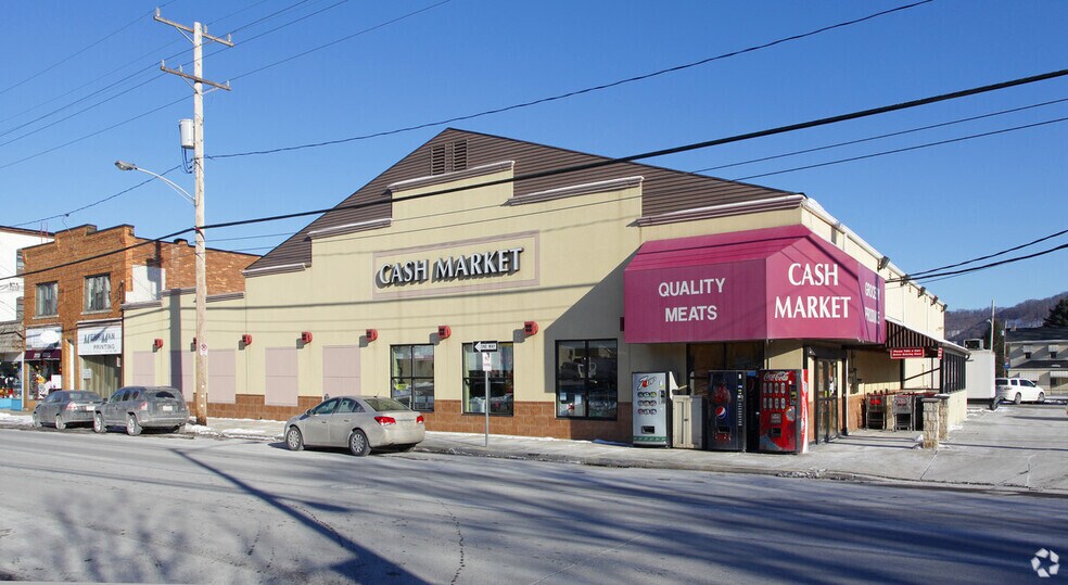 Primary Photo Of 1017 4th Ave, Coraopolis Supermarket For Lease