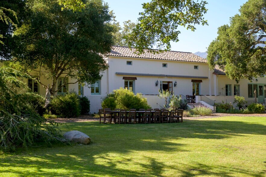 More Photos Of 249 Lambert Rd, Carpinteria Specialty For Sale