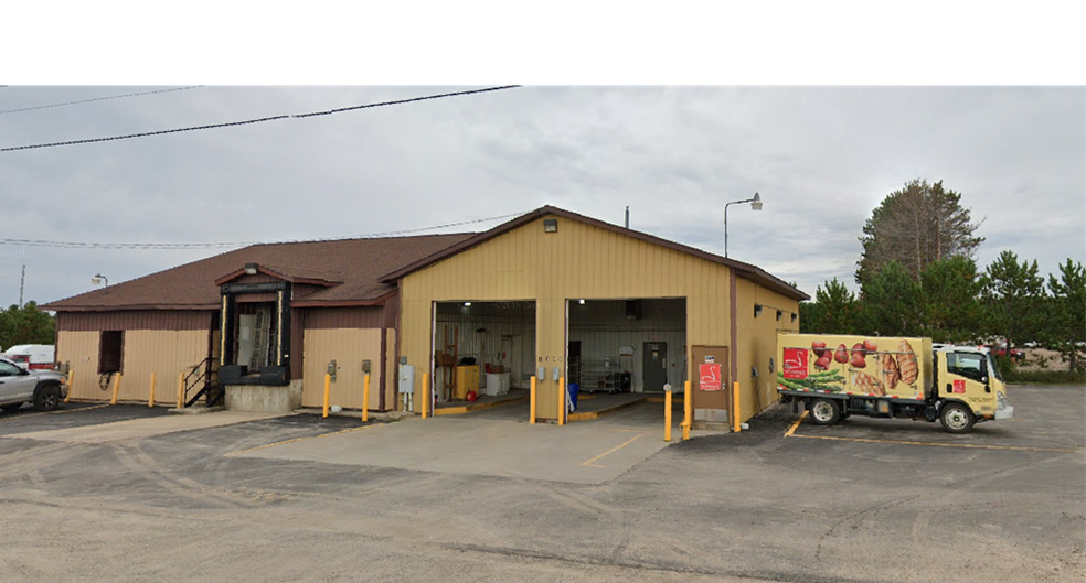 Primary Photo Of 1148 Effie Blvd, Gaylord Refrigeration Cold Storage For Sale