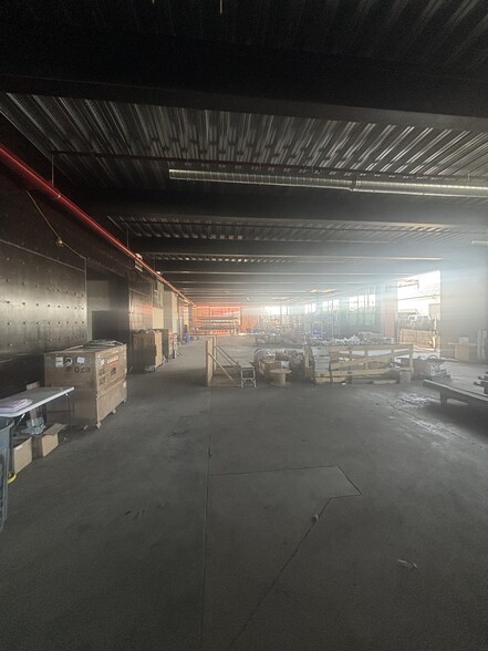 More Photos Of 1320-1330 E Franklin Ave, El Segundo Service For Lease