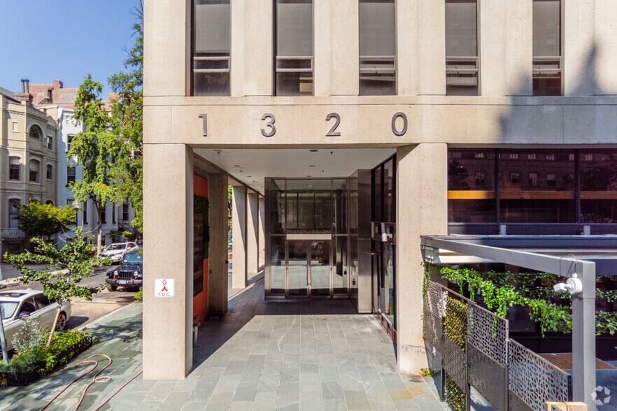 More Photos Of 1320 19th St NW, Washington Office For Lease