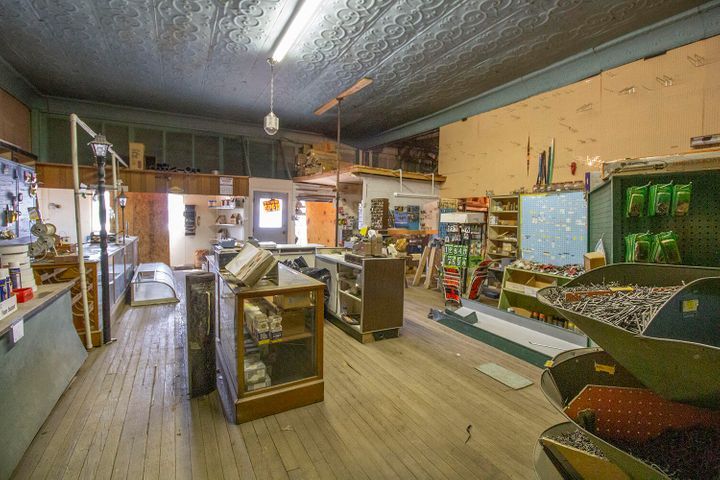 More Photos Of 155 W Main St, Aguilar Storefront Retail Office For Sale