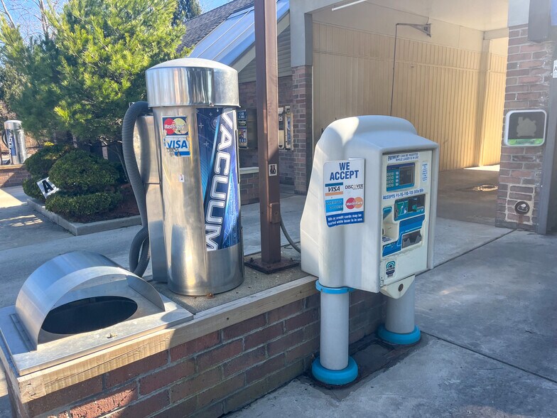 More Photos Of 641 Bridgeton Pike, Mantua Carwash For Sale