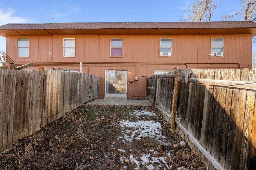 More Photos Of 1300 Balsam St, Lakewood Apartments For Sale