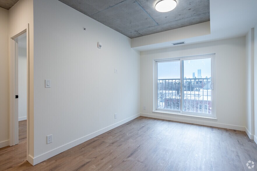 More Photos Of 12322 102 Av NW, Edmonton Apartments For Lease