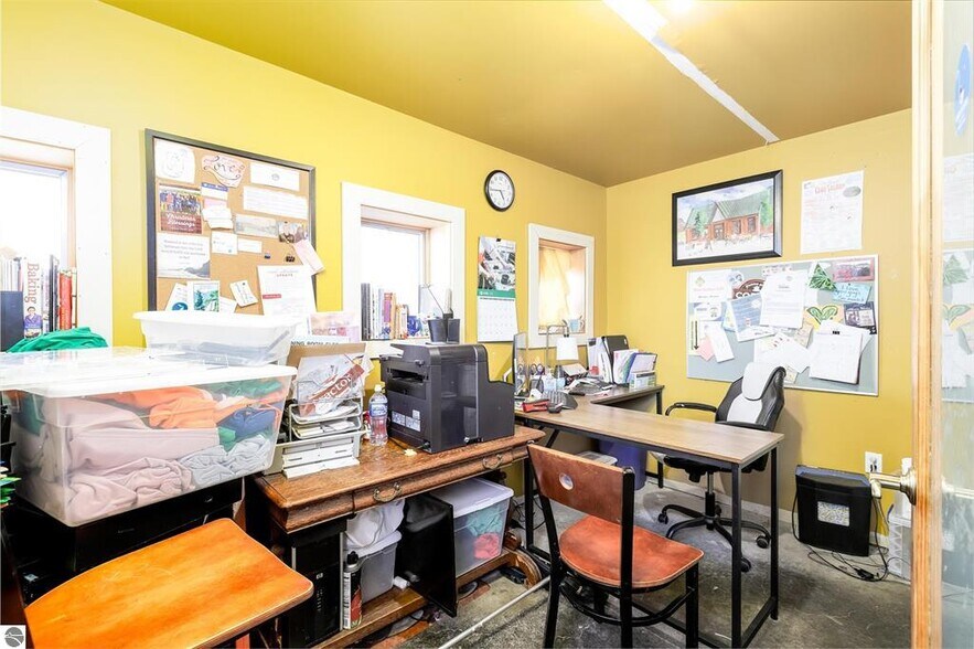 More Photos Of 245 S Benzie Blvd, Beulah Storefront For Sale