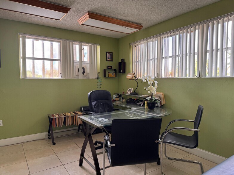 More Photos Of 1880 NE 163rd St, North Miami Beach Medical For Sale