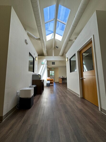 More Photos Of 525 E Cotati Ave, Cotati Office For Sale