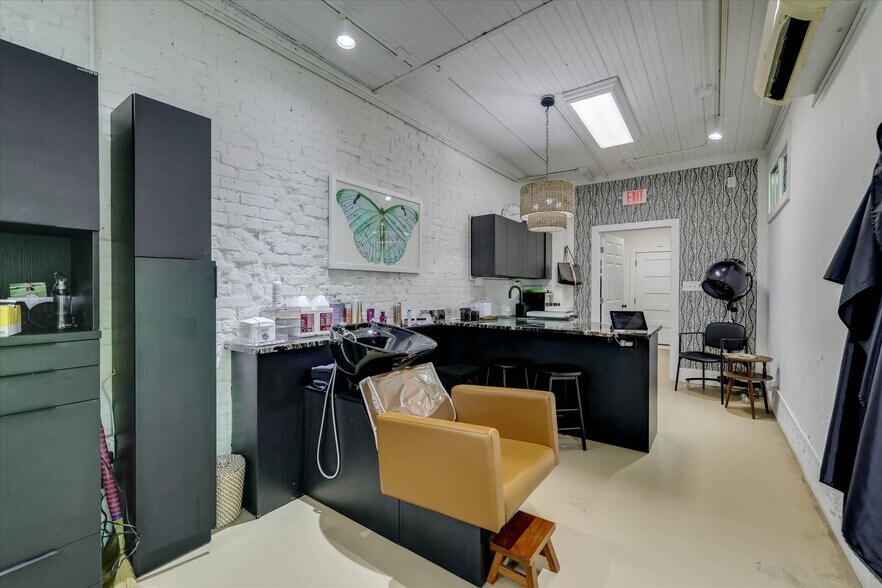 More Photos Of 150 Fairfield St SE, Aiken Storefront Retail Office For Sale